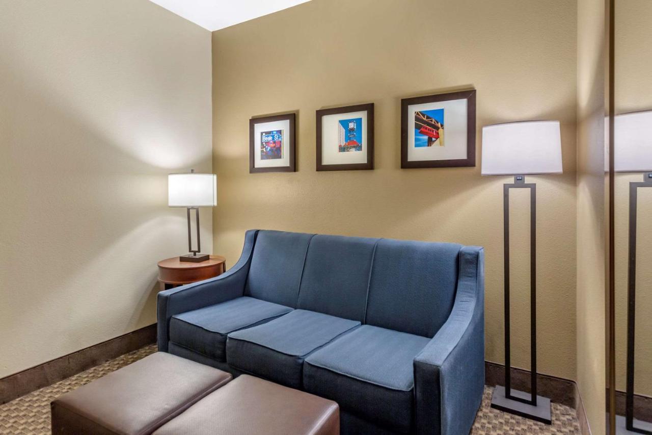 Comfort Suites Memphis Dış mekan fotoğraf