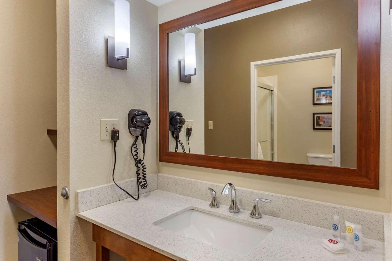 Comfort Suites Memphis Dış mekan fotoğraf